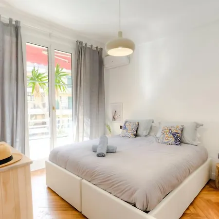 #29 Suite Gambetta Ac Sea View 2 Bedrooms 1Min Walk To Promenade & Sea Nice Buitenkant foto