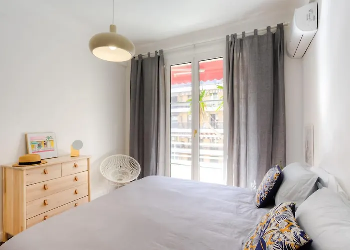 #29 Suite Gambetta Ac Sea View 2 Bedrooms 1Min Walk To Promenade & Sea